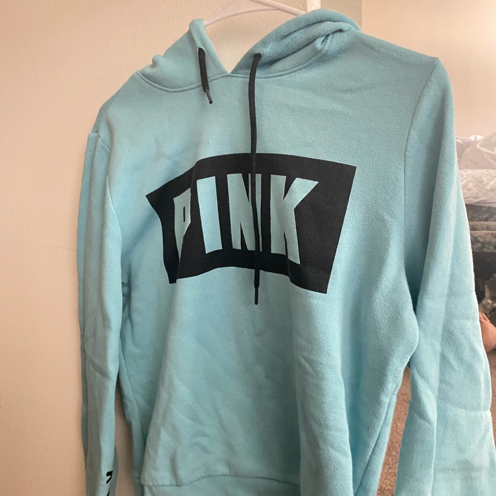 blue vs pink hoodie